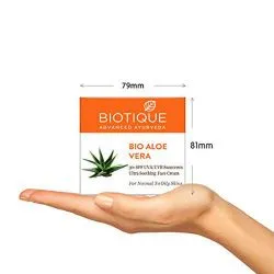 Ультра успокаивающий солнцезащитный крем для лица Био Алоэ вера Биотик SPF 30+ (Bio Aloe Vera Cream Biotique) 50 г 2